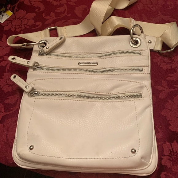 Tyler Rodan Handbags - Tyler Rodan white triple zip crossbody